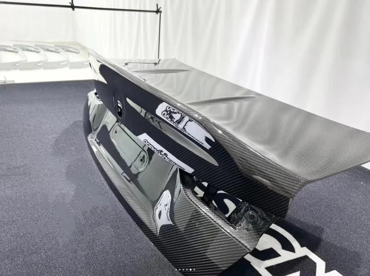 High Quality Dry Carbon for  M3 M4 G80 G82 G83  Fiber Rear Trunk Fit  CSL Style Trunk Boot Lid Rear Deck Boot Lid Cover Hood